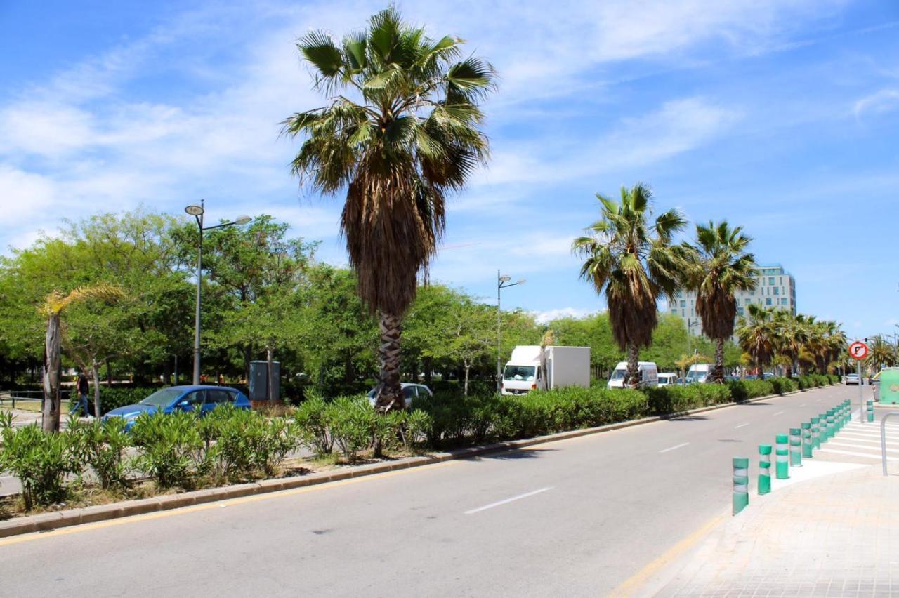 Apartamento Privado Proximo A Playa Y Ciencias Apartment Valencia Luaran gambar